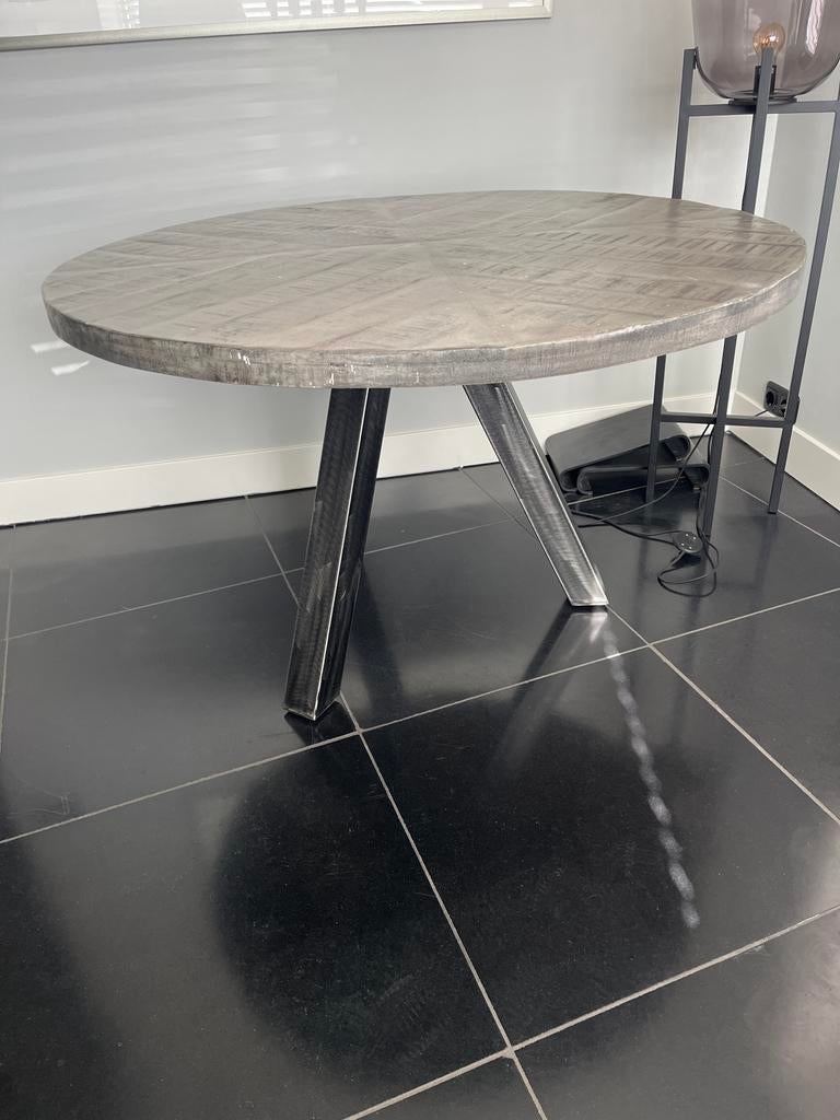 Ronde eettafel met metalen driepoot, 120 cm doorsnee, Ophalen, Gebruikt, 100 tot 150 cm, Rond