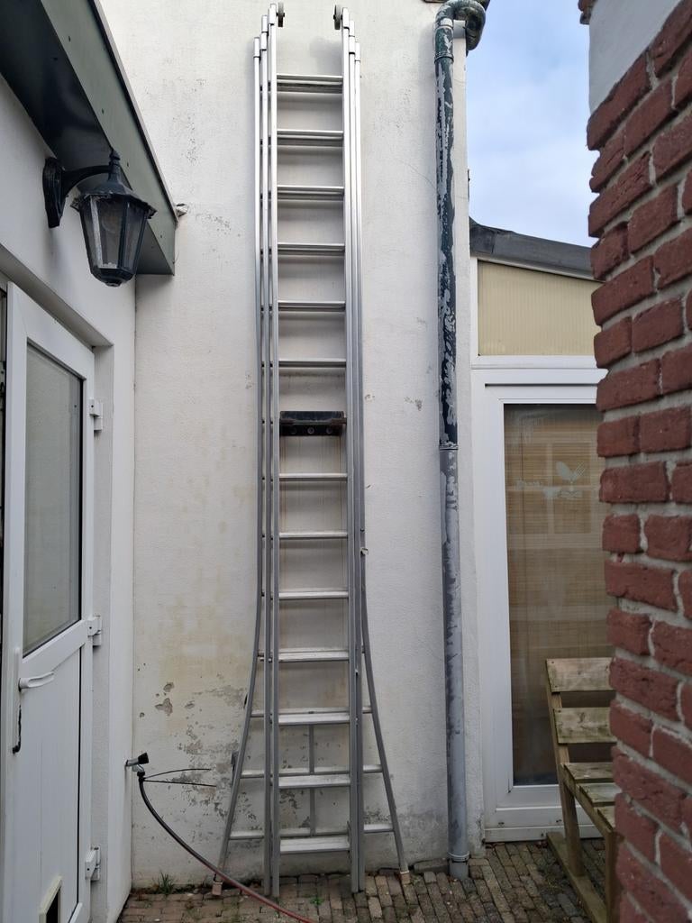 3 delige ladder 14 sporten, Ophalen, Zo goed als nieuw, Rolsteiger of Kamersteiger, 5 meter of hoger