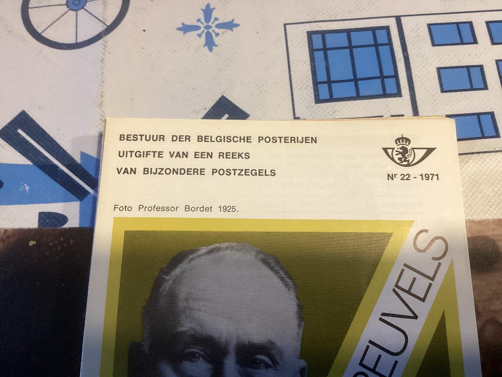 België 33 stuks Uitgifte van bijzondere postzegels met en zo, Ophalen, Onbeschreven, Europa