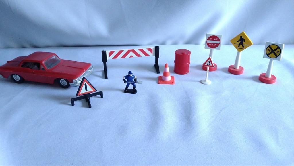 Bouwplaats bouwvakker pion borden vat wegwerker, Ophalen of Verzenden, Zo goed als nieuw