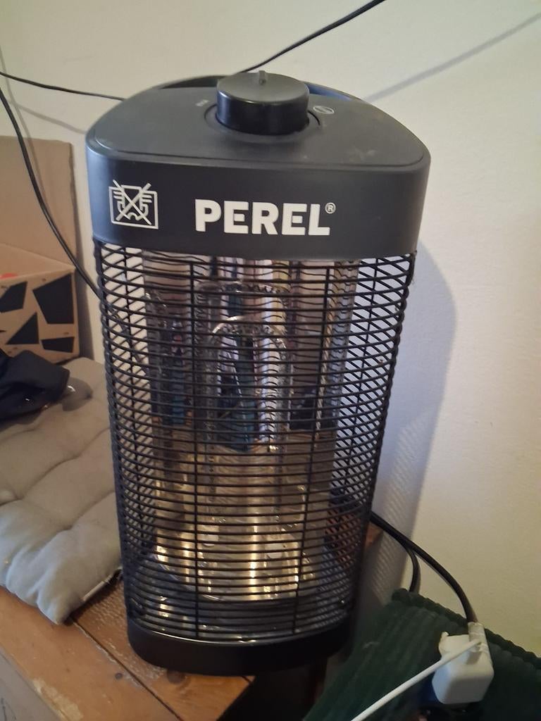 3x Perel verwarming, Doe-het-zelf en Verbouw, Verwarming en Radiatoren, Ophalen of Verzenden, Minder dan 60 cm, Radiator, 30 tot 80 cm