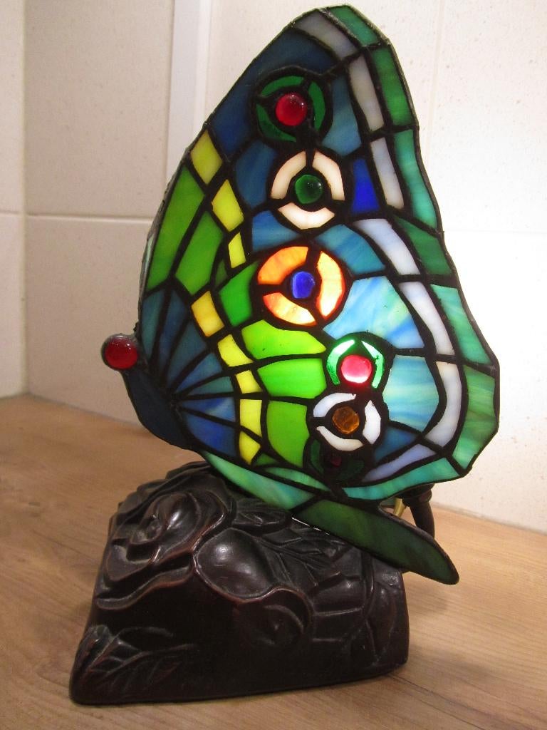 Tiffany vlinder tafellamp, Gebruikt, Ophalen of Verzenden, Minder dan 50 cm, Tiffany