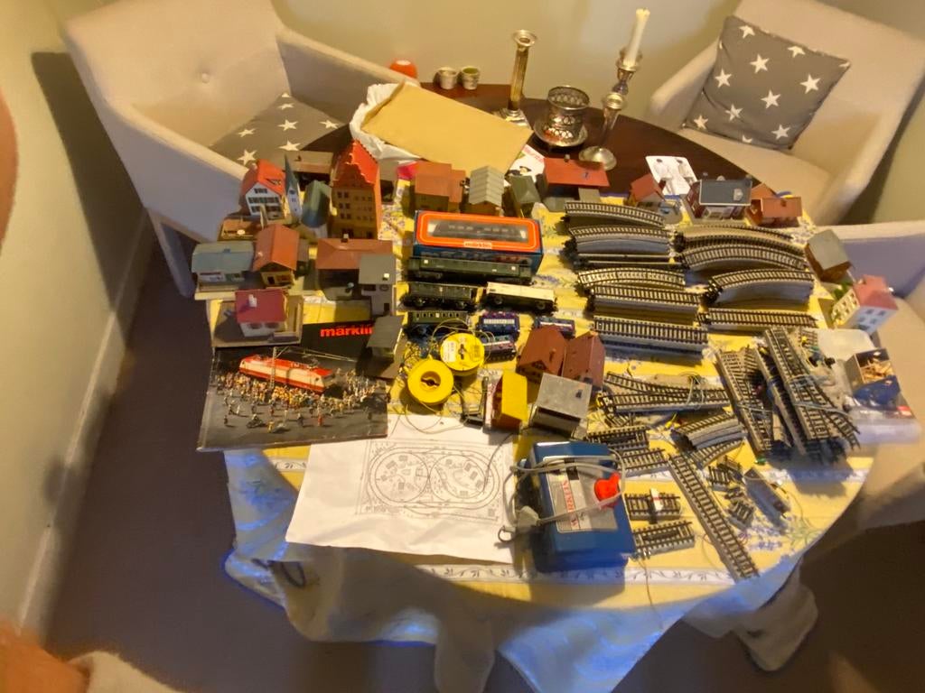 Marklin trein en accessoires Faller gebouwen, Hobby en Vrije tijd, Ophalen, Zo goed als nieuw, Wisselstroom, Märklin