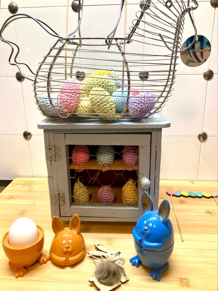 ‼️Altijd leuk: Twee Eierwarmers, Haan Mand & Eierkastje, Ophalen of Verzenden, Gebruikt