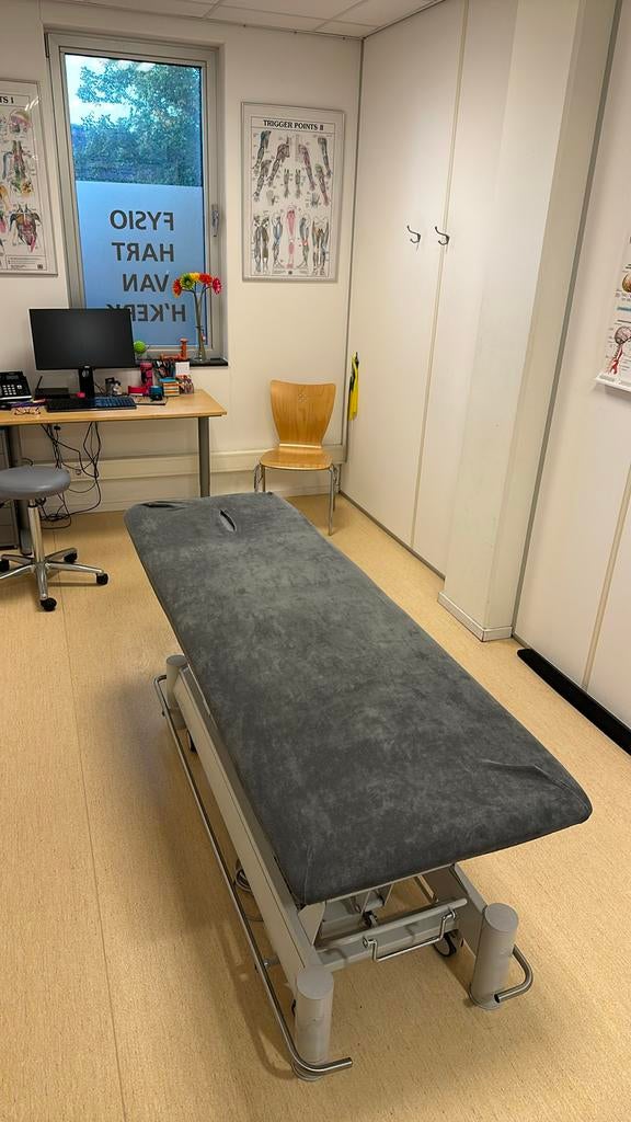 Praktijk ruimte te huur in centrum Heemskerk, Zakelijke goederen, Bedrijfs Onroerend goed, 12 m², Huur, Praktijkruimte