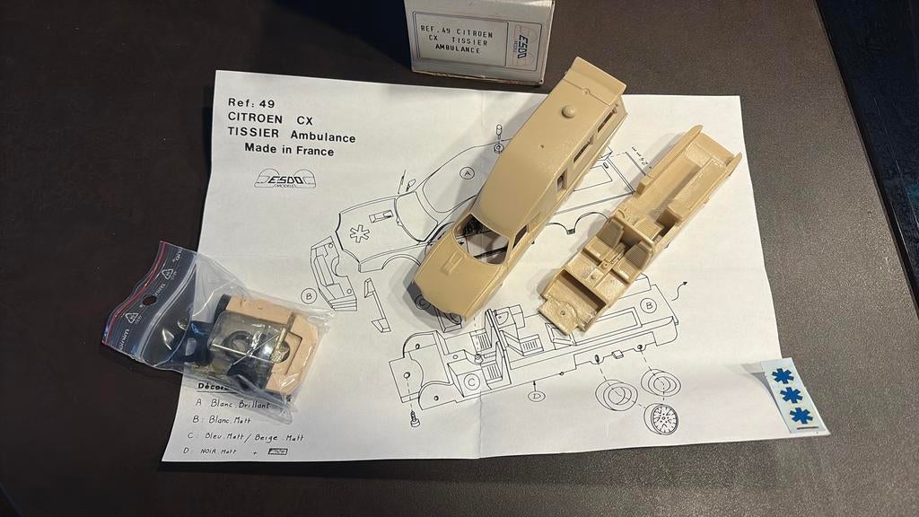 Citroen CX Tissier Ambulance 1:43 ESDO Kit, Ophalen of Verzenden, Nieuw, Auto, Overige merken