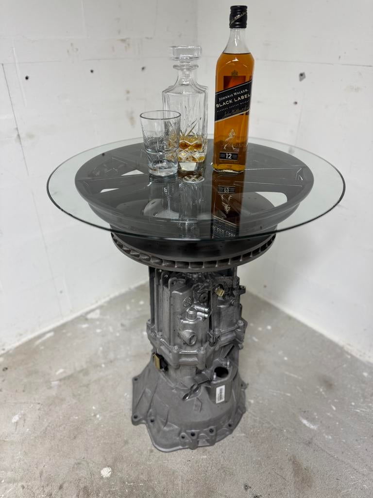 Unieke dranktafel! Mencave volkswagen bmw, Ophalen, Minder dan 55 cm, Zo goed als nieuw, 60 cm of meer