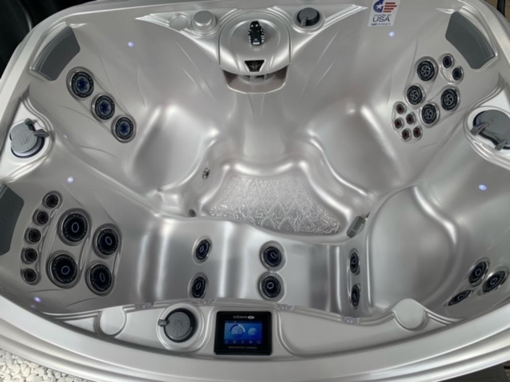 Usa made Marquis Spa I Demo-model I 2025 opruiming!, Ophalen, 8431 NA, Buurstede 17, Wellness4Fun, Nieuw