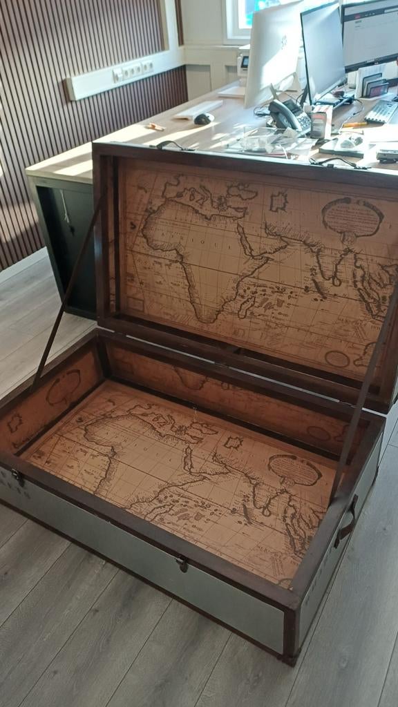 Grote kist, opberg, of tafelkist, vintage look 120cm breed, 50 tot 100 cm, 125 cm of meer, Zo goed als nieuw, Minder dan 50 cm