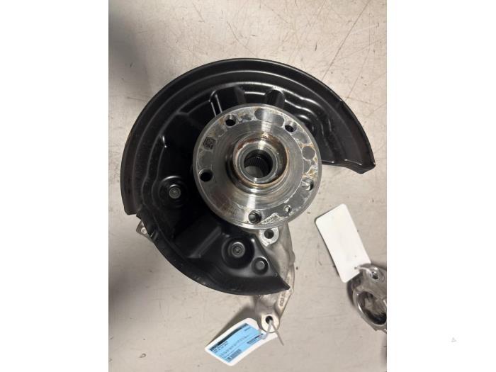 Fusee rechts-achter van een Audi Q2, Gebruikt, -, -, -