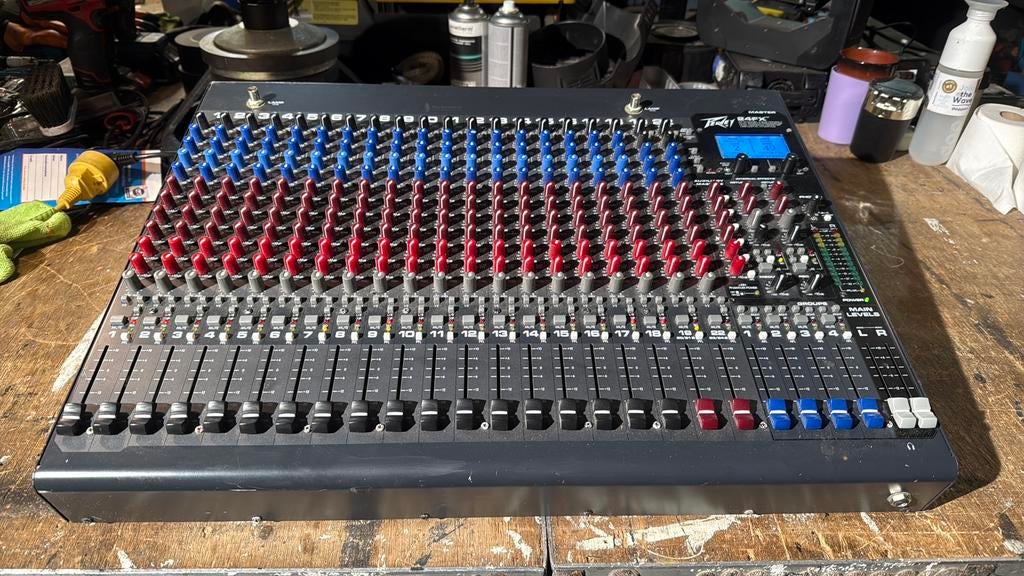Peavey mixer te koop, Ophalen, Gebruikt, 20 kanalen of meer, Microfooningang