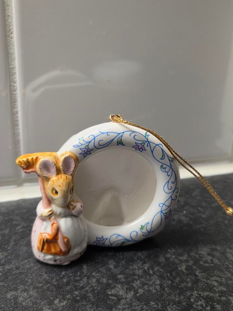 Vintage Beatrix Potter Mrs Titmouse porseleinen fotolijstje, Ophalen of Verzenden, Zo goed als nieuw, Beeldje, Overige merken