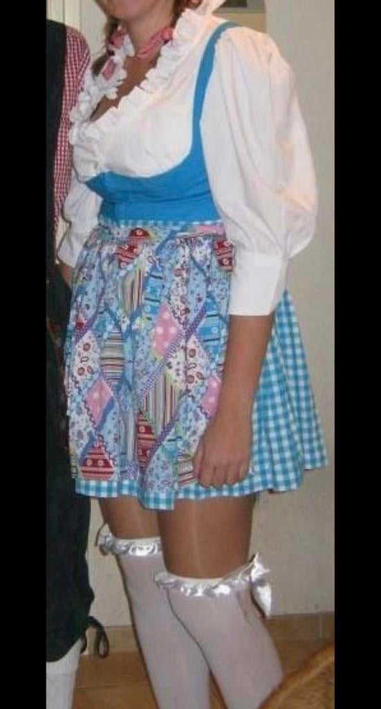 Zelfgemaakte Dirndl Jurk - Oktoberfest - Maat M, Kleding | Dames, Maat 38/40 (M), Zelfgemaakt, Ophalen of Verzenden, Overige thema's