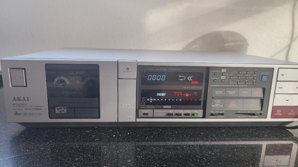 Akai cassettedeck, Ophalen, Akai, Tiptoetsen