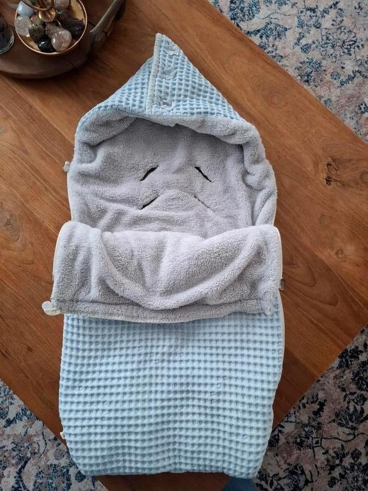 Licht blauwe Koeka maxicosie of kinderwagen zak teddy. ZGAN, Ophalen of Verzenden, Zo goed als nieuw, Overige typen