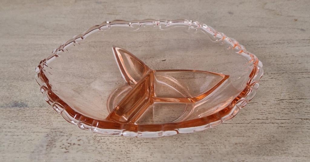 Schaaltje, Ophalen of Verzenden, Overige stijlen, Glas, Schaal of Schalen