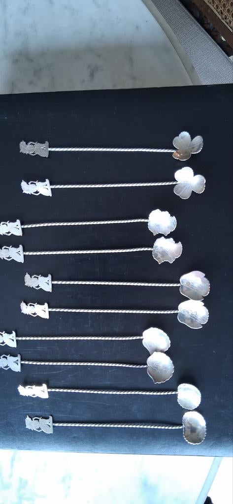 10 Djokja lepeltjes met wayang pop, Antiek en Kunst, Antiek | Bestek, Ophalen of Verzenden