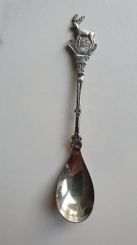 lepeltje Voorthuizen – Hert, Ophalen of Verzenden