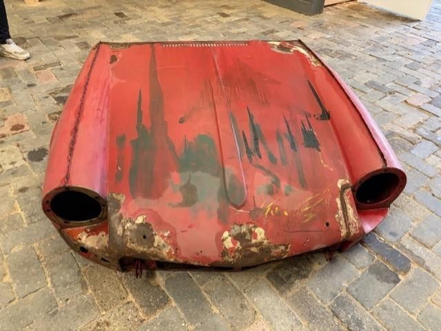 Triumph spitfire MK1-2-3 motorkap, Ophalen