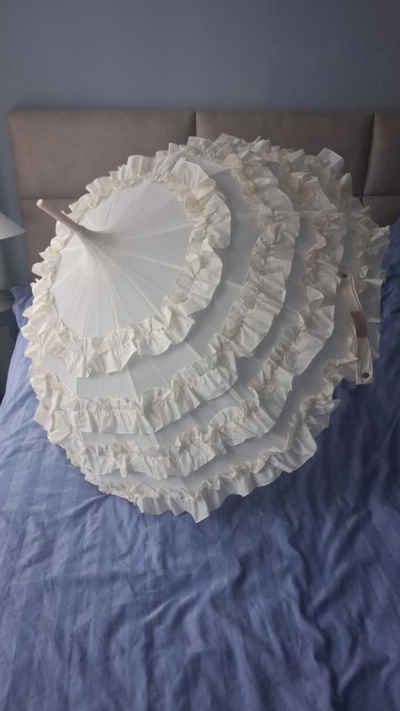 Bruidsparasol creme champagne kleur, Ophalen of Verzenden, Zo goed als nieuw, Beige, Accessoires