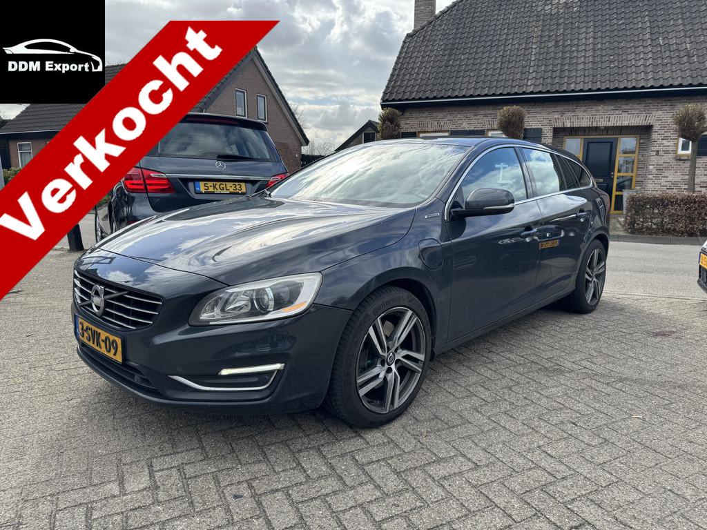 Volvo V60 2.4 D6 AWD Plug-In Hybrid Summum | Clima | Navi |, Automaat, Stof, Origineel Nederlands, Vierwielaandrijving