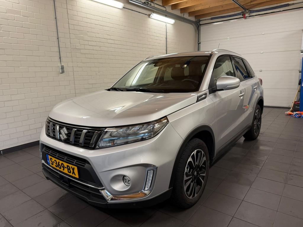 Suzuki Vitara 1.5 Hybrid Allgrip | Automaat | 2023 | Grijs, Auto's, Suzuki, Automaat, Zwart, 4 cilinders, 1290 kg