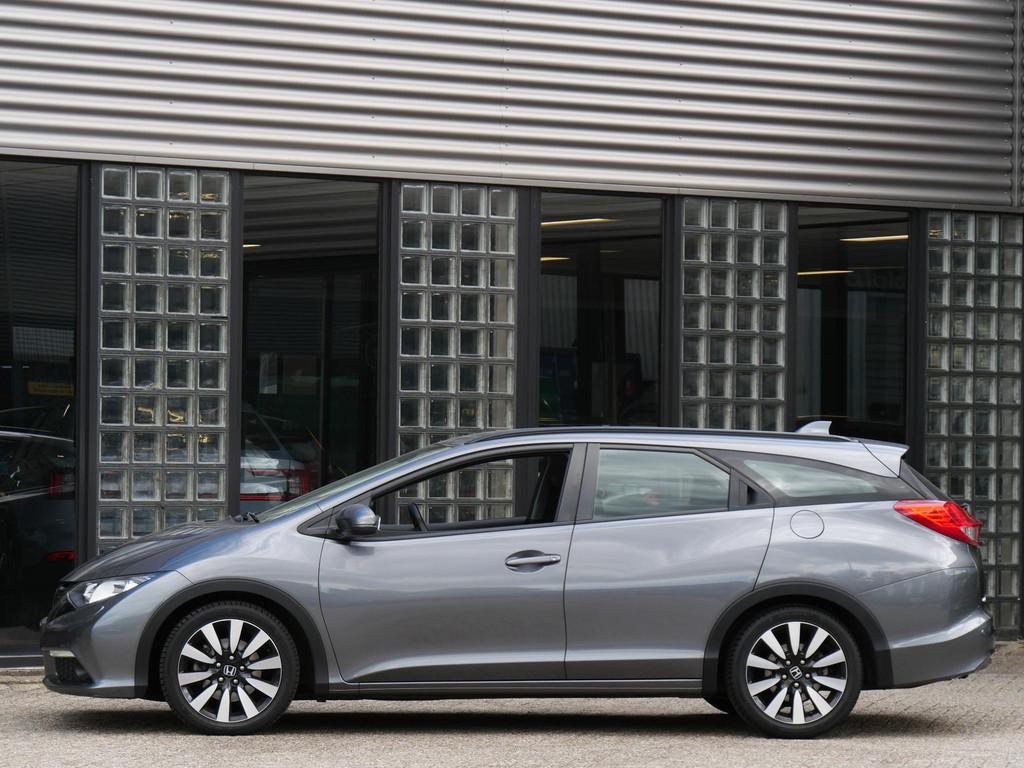 Honda Civic TOURER 1.8 SPORT/ CAMERA/ TREKHAAK/ ADAPTIEF DEM, Euro 5, Gebruikt, 4 cilinders, LED verlichting