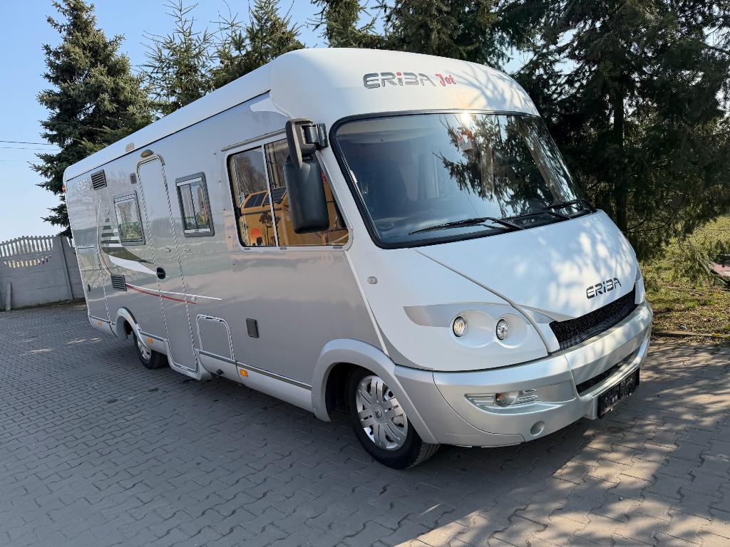 Camper Hymmer eriba Jet GT 2009 / euro 4, Caravans en Kamperen, Integraal, Standaard zit, Ringverwarming, Airbags