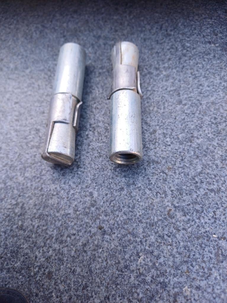 Inslaganker ø  16 x 70 met m10 binnendraad, Ophalen of Verzenden, Nieuw, 50 tot 100 mm, Pluggen