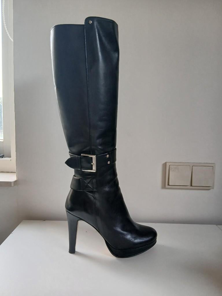 laarzen dames Fab mt 38, Kleding | Dames, Hoge laarzen, Zwart, Ophalen of Verzenden, Zo goed als nieuw