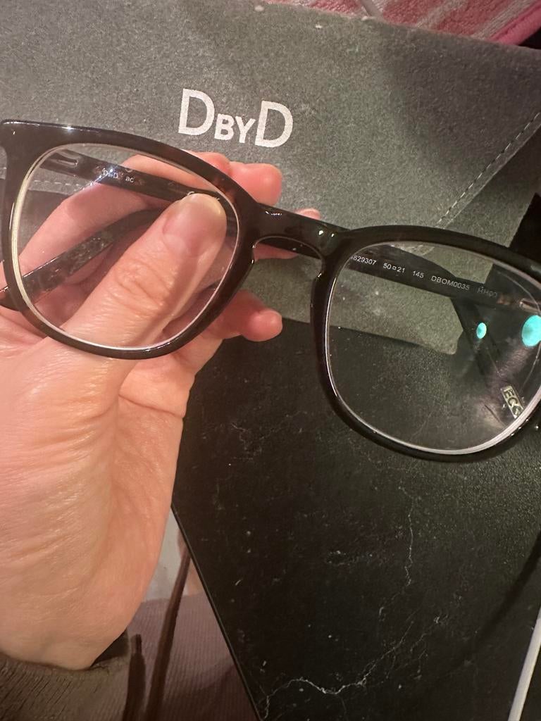 Zwarte bril op sterkte -3,5 van DByD, Sieraden, Tassen en Uiterlijk, Zonnebrillen en Brillen | Dames, Overige merken, Zwart, Ophalen of Verzenden