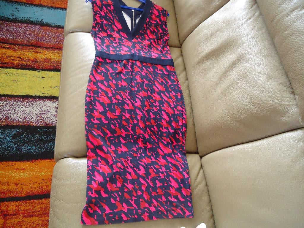 urk mt M fuchsia-zwart-rood kleur is mooier als de foto,s, Kleding | Dames, Maat 38/40 (M), H&M, Overige kleuren, Ophalen of Verzenden