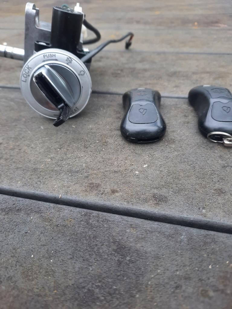 Contactslot piaggio one, Ophalen, Gebruikt, Overige typen, Piaggio