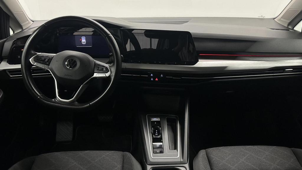 Volkswagen Golf Variant 1.0 eTSI Life Business CAMERA CARPLA, Auto's, Volkswagen, Stof, Gebruikt, 19 km/l, 1265 kg