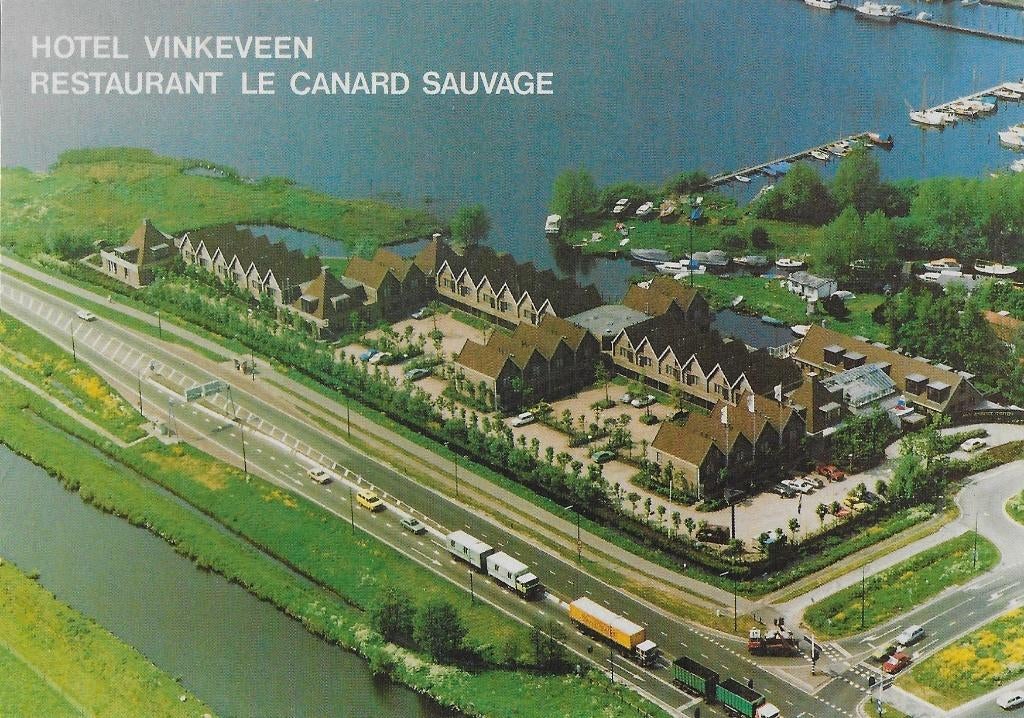 Vinkeveen hotel vinkeveen gelopen ansichtkaart ( a70 ), Verzamelen, Ansichtkaarten | Nederland, Ophalen of Verzenden, 1980 tot heden