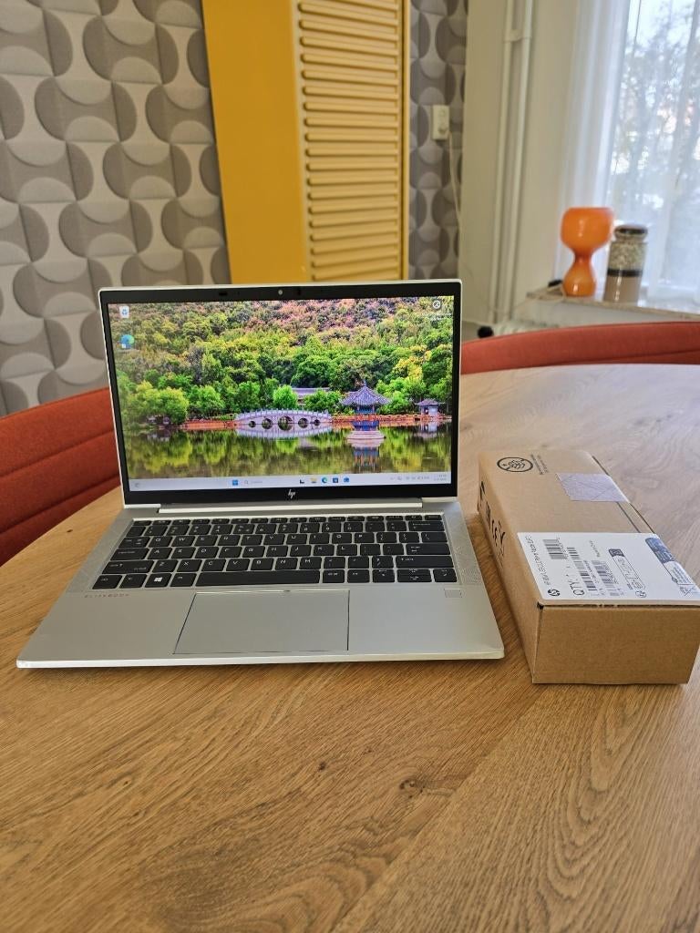 HP EliteBook 830 G8 – i7 11e gen/16GB RAM/512GB/Windows 11, Qwerty, 13 inch, Refurbished, Intel® Core™ i7 