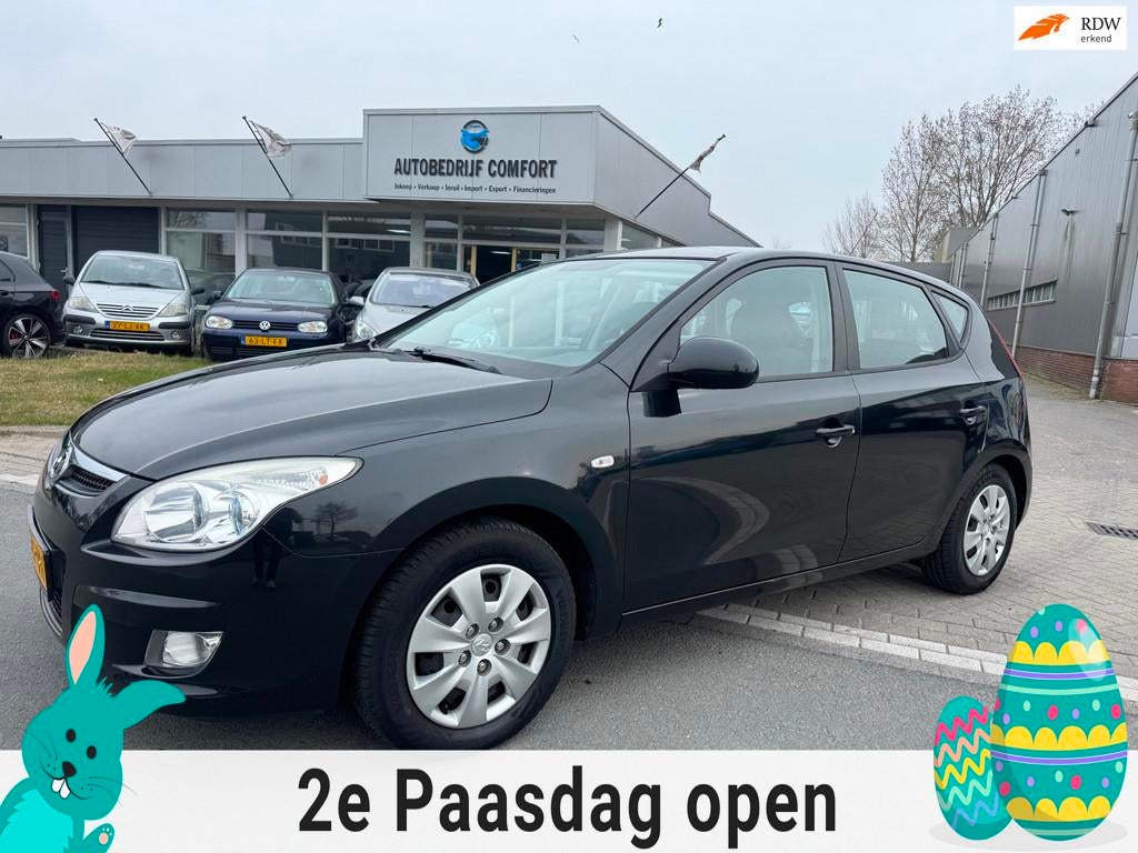 Hyundai I30 1.6i Dynamic, Voorwielaandrijving, Stof, Gebruikt, 4 cilinders