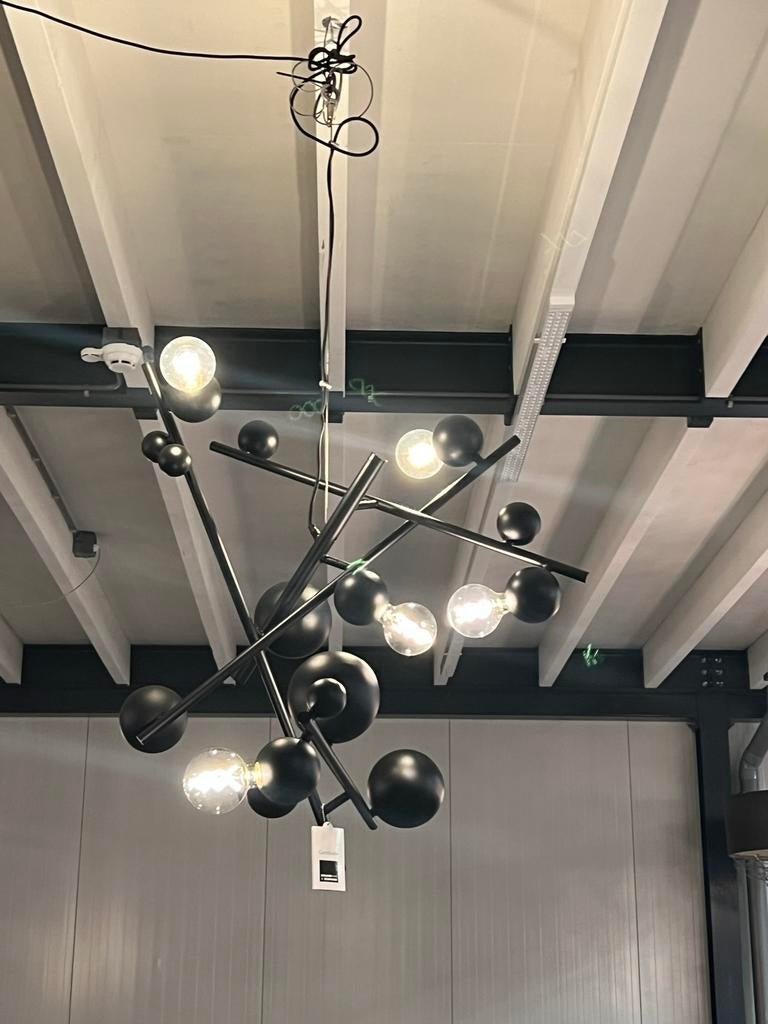 Nieuw Brand van Egmond Galaxy Kroonluchter zwart design Lamp, Huis en Inrichting, Lampen | Kroonluchters, Nieuw, Ophalen of Verzenden