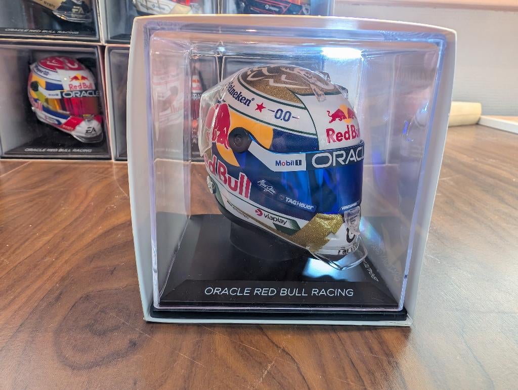 Max Verstappen diverse helmen 1:4, Ophalen of Verzenden, Zo goed als nieuw, Formule 1