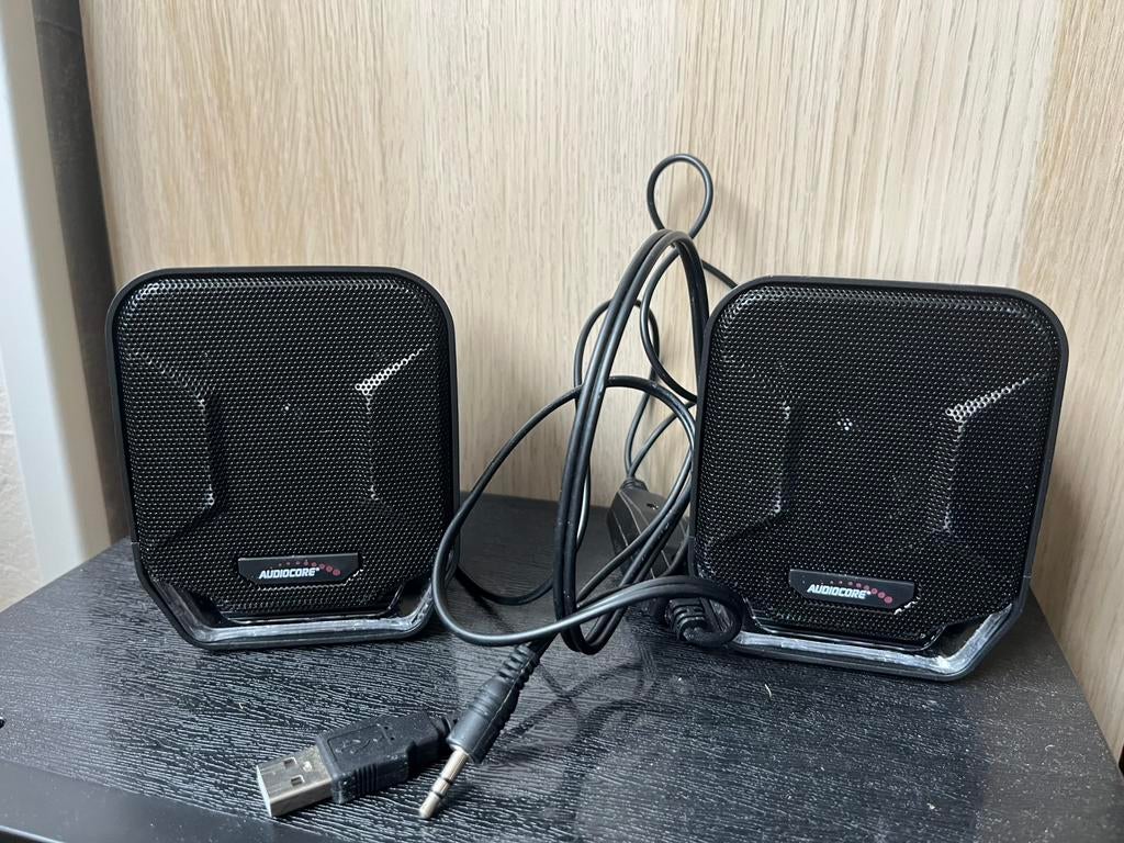 Geluidsboxjes, Computers en Software, Pc speakers, Ophalen of Verzenden, Zo goed als nieuw