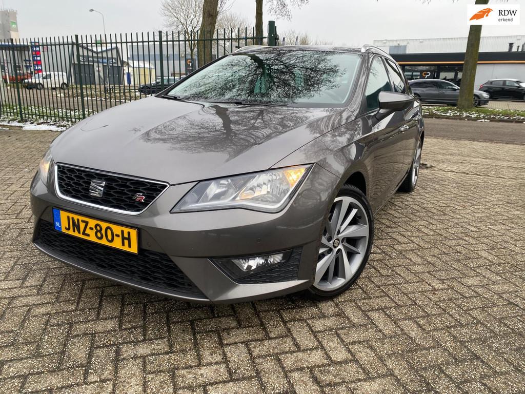Seat LEON ST FR 1.4 TSI X-PERIENCE Panorama Cruise Pdc Navi, Voorwielaandrijving, 125 pk, Gebruikt, Euro 6
