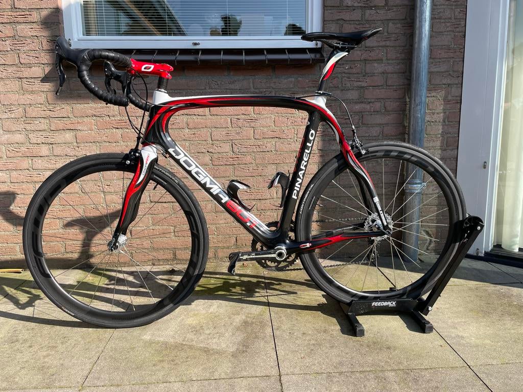 Pinarello Dogma 60.1 Full Carbon Chorus FFWD wielen, 28 inch, Gebruikt, Carbon, 10 tot 15 versnellingen