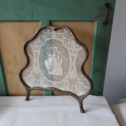 Raamhor hor raam hout 51 cm breed 53 cm hoog origineel, Ophalen of Verzenden