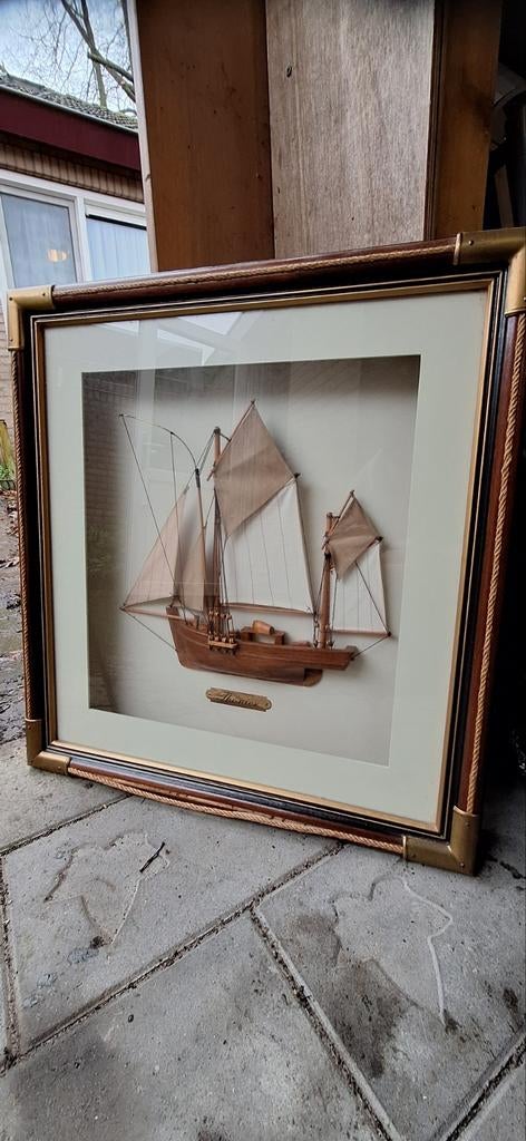 3D scheepsmodel thonier verdiepte houten lijst 56x60 gratis, Ophalen of Verzenden
