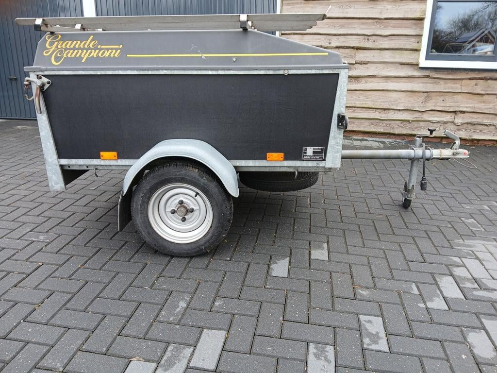 Saris bagagekar, vakantiekar of klusaanhanger, Ophalen, Gebruikt