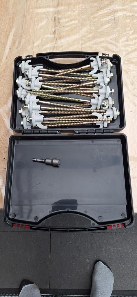 Schroefharingen, Caravans en Kamperen, Ophalen, Zo goed als nieuw