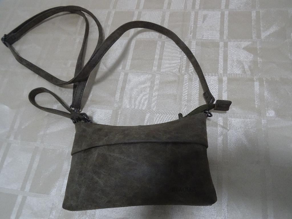 Beagles tasje olijfgroen schoudertas clutch polstas, Sieraden, Tassen en Uiterlijk, Tassen | Damestassen, Ophalen of Verzenden