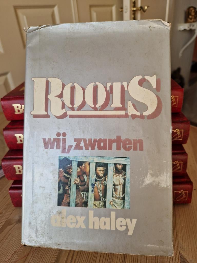 Boek roots, Ophalen, Zo goed als nieuw, Mode algemeen