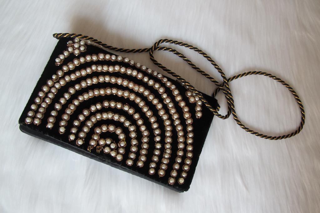 Vintage velvet pearls evening bag, Ophalen of Verzenden, Gebruikt, Zwart, Avondtasje