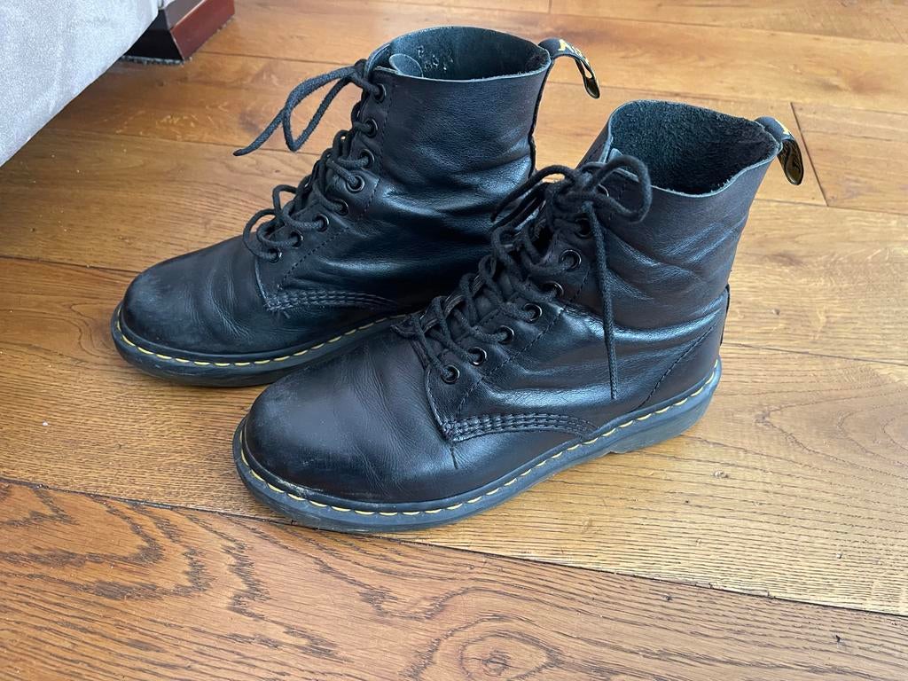 Dr. Martens 1460 Pascal Virginia Leer Zwart, maat 39, Kleding | Dames, Schoenen, Ophalen of Verzenden, Gedragen, Zwart, Lage of Enkellaarzen